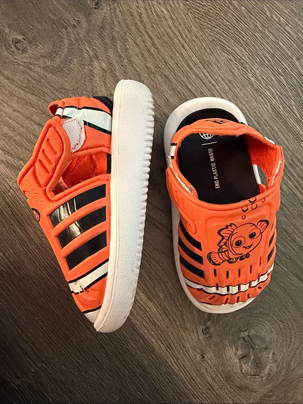 Disney Adidas Kids' Orange Finding Nemo Shoes Size 5K